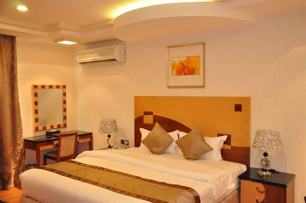 ***  Renz Hotel Jeddah Saudi Arabia